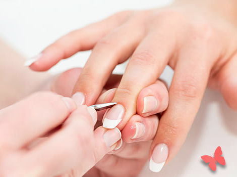 Foi fazer a unha e tirou um bife?