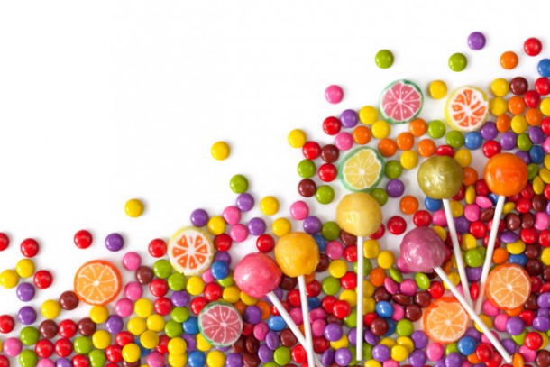 Conheça os alimentos que combatem e os que potencializam o estresse