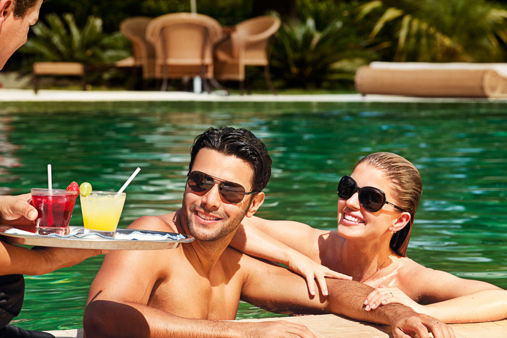 Desconto de até 30% para paciente Clínica Dra. Cintia Cunha no Rio Quente Resorts!