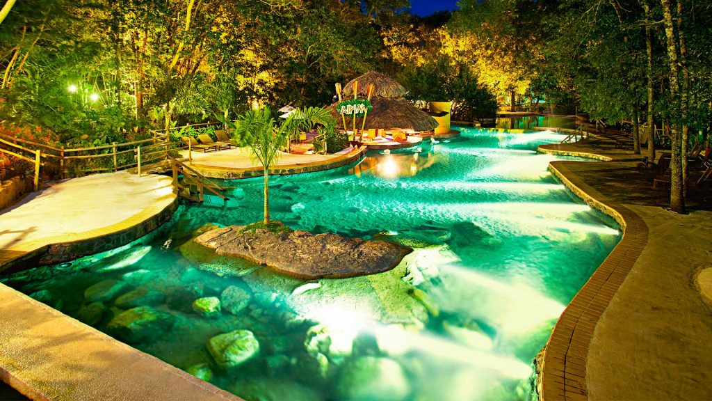 Desconto-de-ate-30%-para-paciente-Clinica-Dra-Cintia-Cunha-no-Rio-Quente Resorts (2)